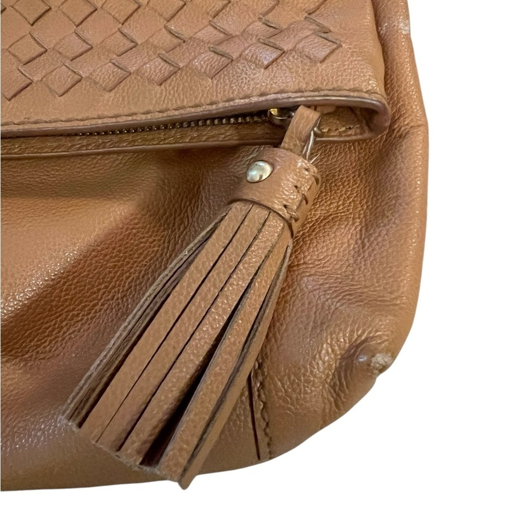 Isabella Fiore Camel 🐪 Tan Crossbody Bag with woven detail and tassel - Picture 4 of 7